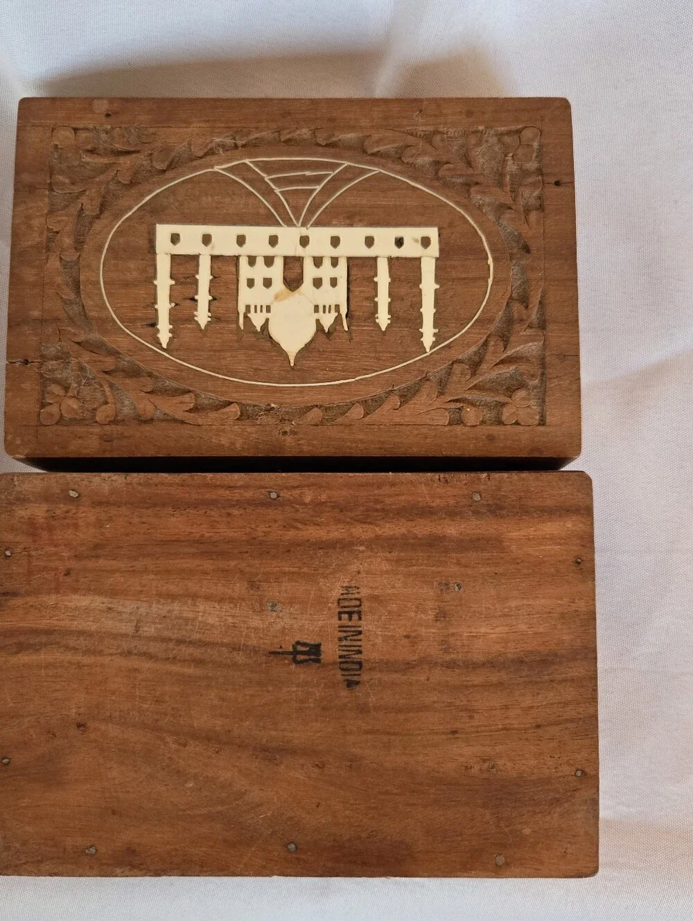 Vintage Hand Carved Wooden Taj Mahal Inlay Trinket Box India
